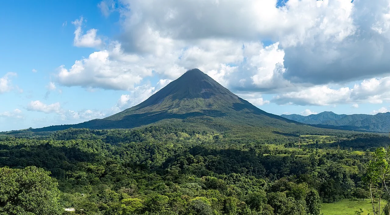Volcán Arenal, excursión por Costa Rica
